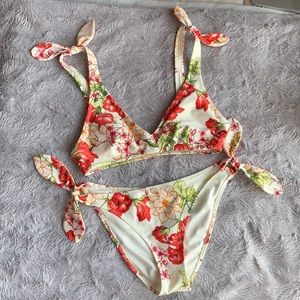 Forever 21 bikini 🌺